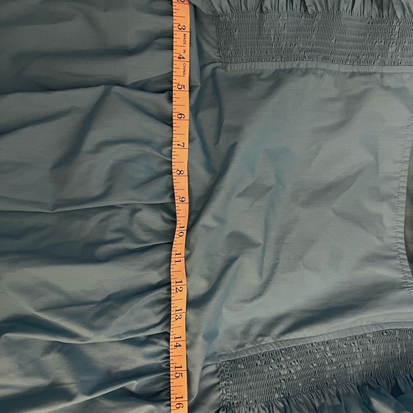 Dress - Picture 6 of 6